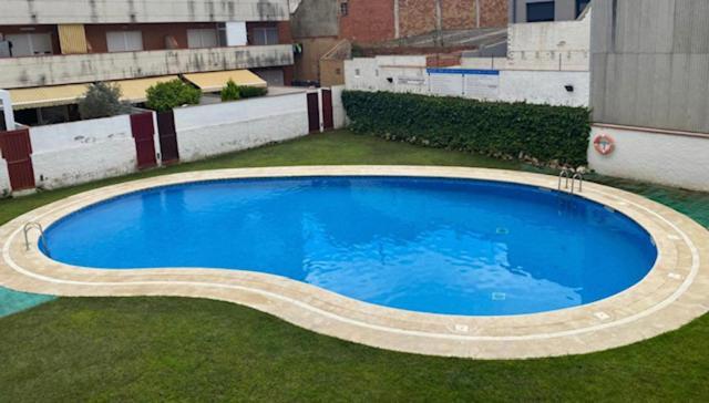 Apartamento Con Terraza Y Piscina En マルグラット・デ・マル エクステリア 写真